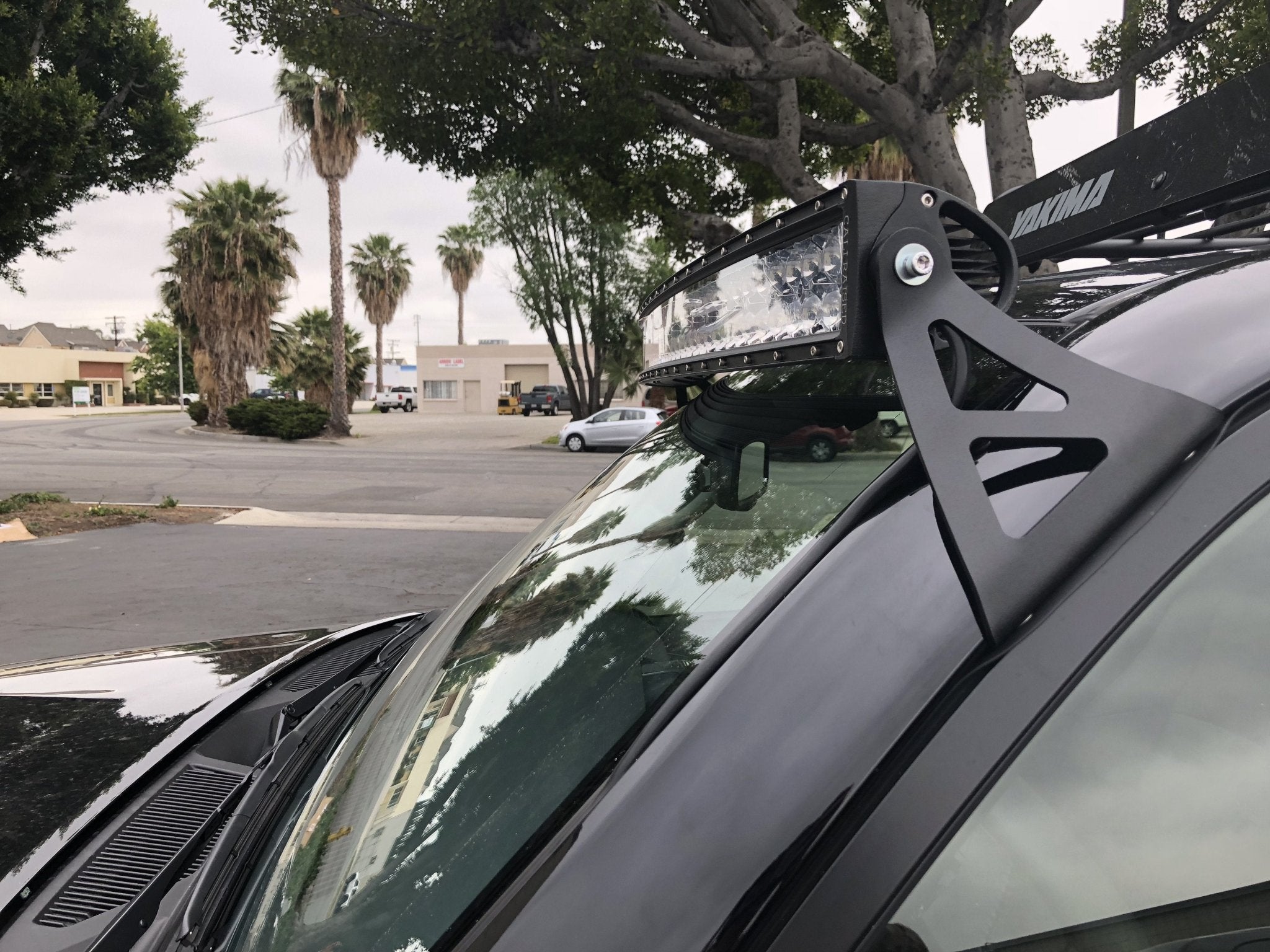 52" Curved LED Light Bar Roof Mounting Brackets For 2003 - 2024 Toyota 4Runner - Spirit of 1876Dealers of Cali Raised LED