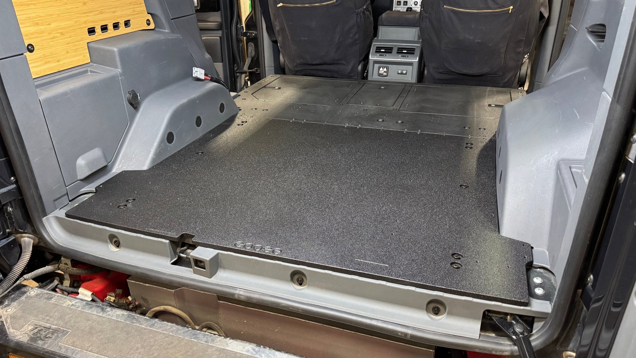 Ineos - Grenadier - 2024-Present - 1st Gen - Venture Series - RCI Rear Plate System