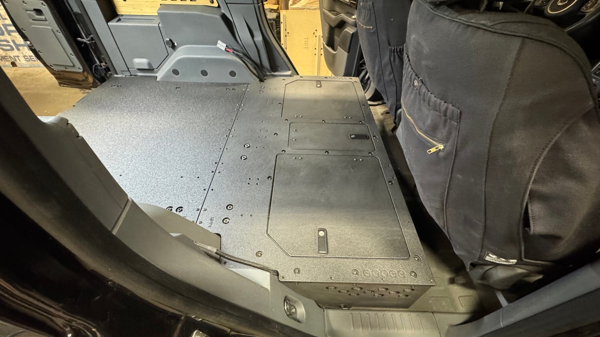 Ineos - Grenadier - 2024-Present - 1st Gen - Venture Series - Roof Conversion Interior Base Plate Package