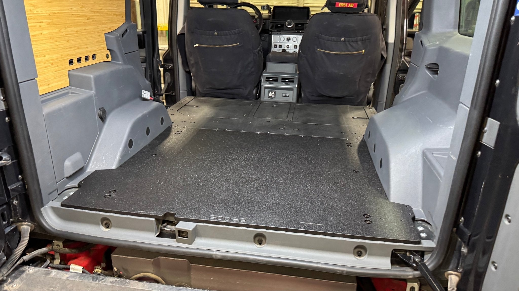 Ineos - Grenadier - 2024-Present - 1st Gen - Venture Series - Roof Conversion Interior Base Plate Package