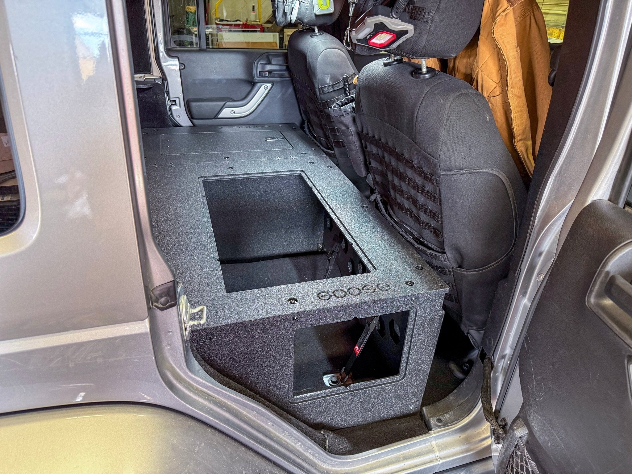 Jeep - Wrangler - 2007 - 2018 - JKU - 4 Door - Explore Series - Seat Delete Plate System - Second Row - Module Based - 8" Module - Spirit of 1876Goose Gear