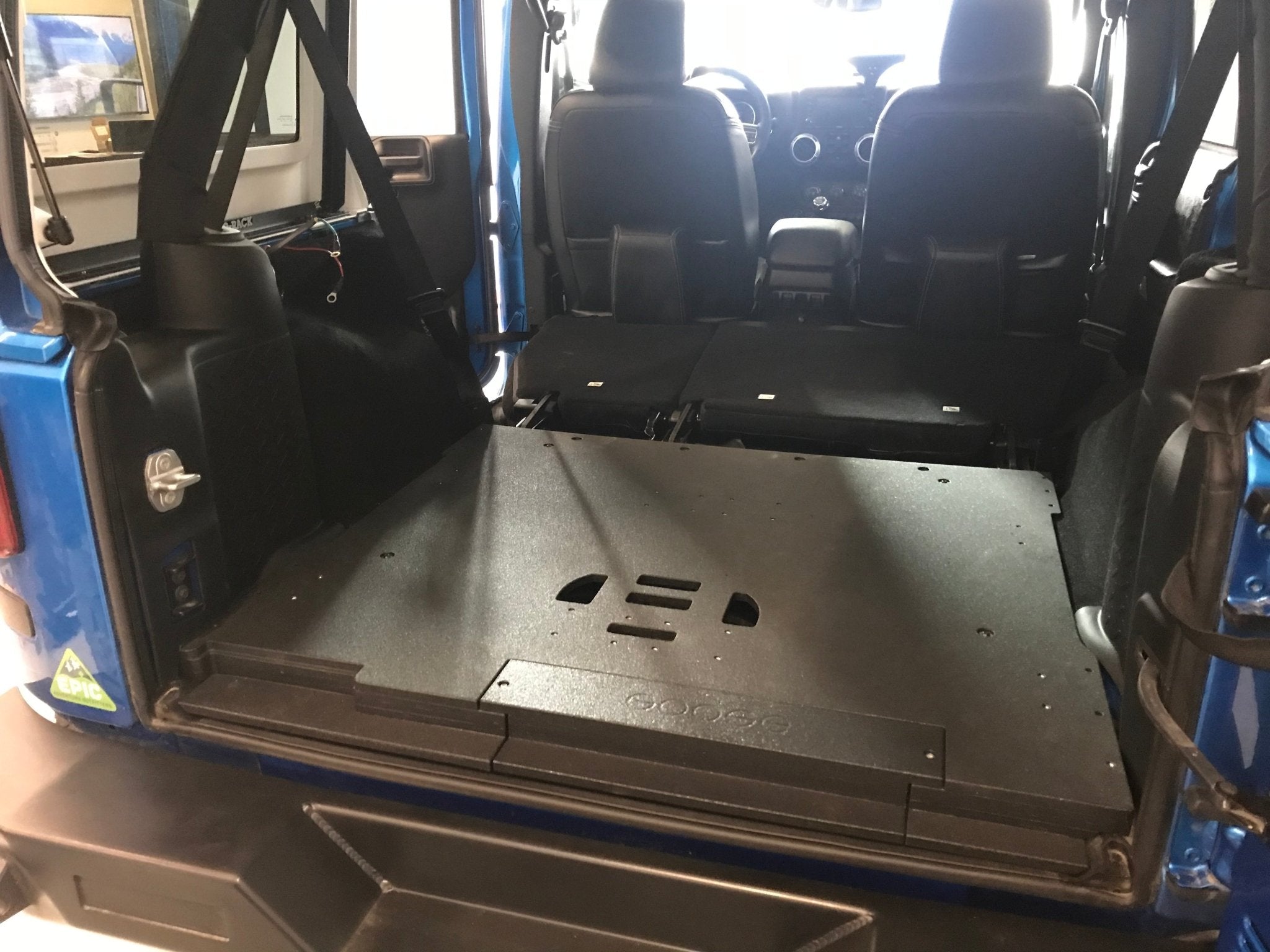 Jeep Wrangler 2007 - 2018 JKU 4 Door - Rear Plate System - Spirit of 1876 - Goose Gear