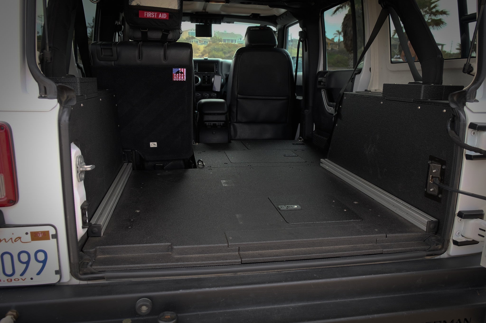 Legacy Product - Jeep Wrangler 2007 - 2018 JKU 4 Door - Second Row Seat Delete Plate System - Spirit of 1876 - Goose Gear