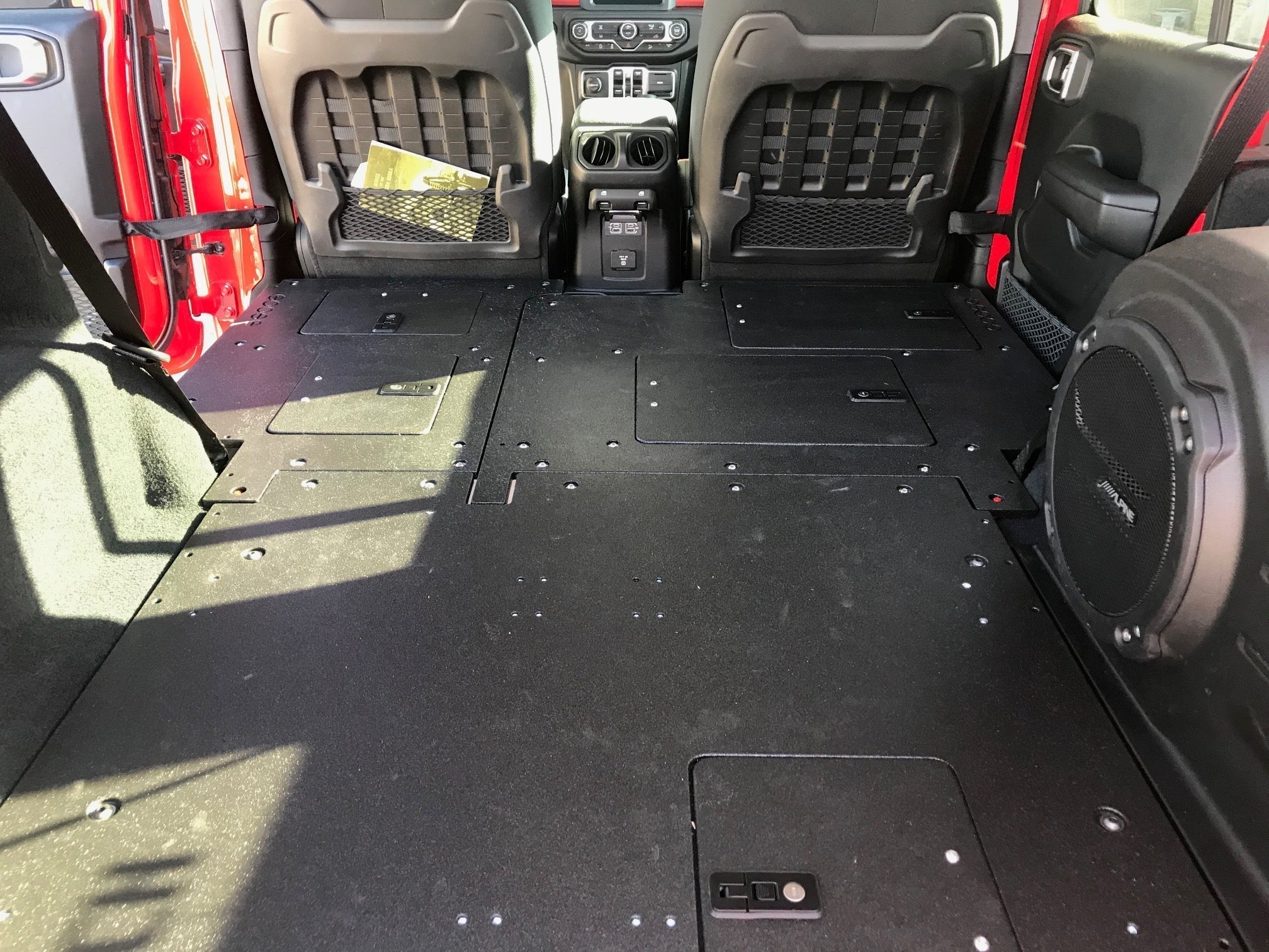 Jeep Wrangler 2018 - 2023 JLU 4 Door - Second Row Seat Delete Plate System - Spirit of 1876 - Goose Gear