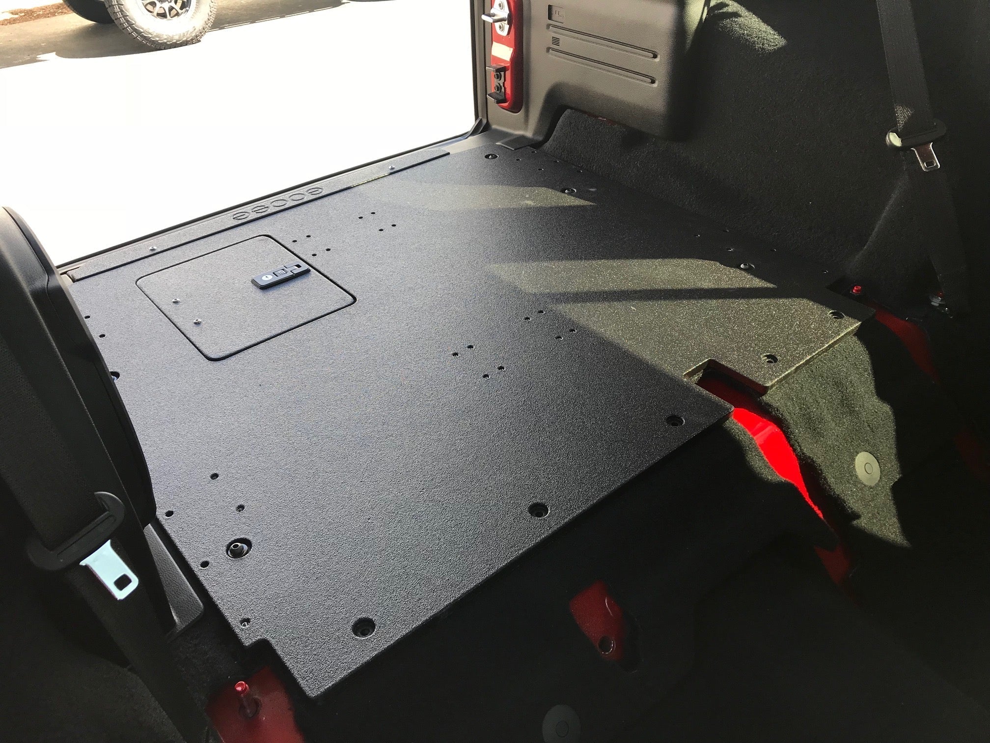 Jeep Wrangler 2021 - present 392 4 Door - Rear Plate System - Spirit of 1876 - Goose Gear