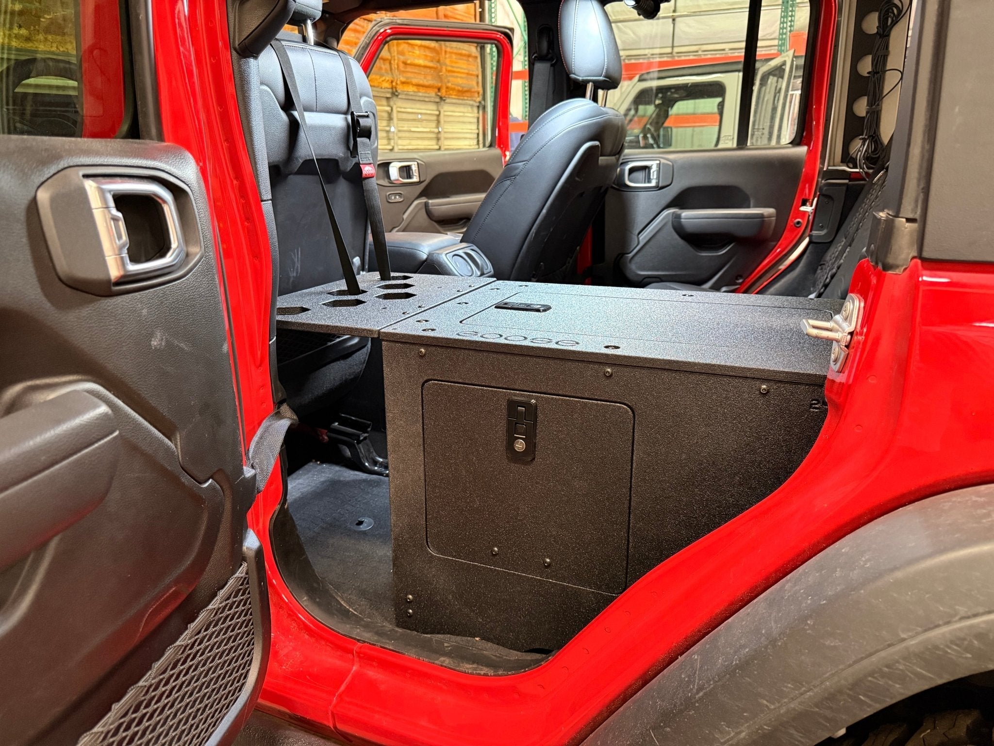Jeep - Wrangler - 2024 - Present - JLU - 4 Door - Explore Series - Seat Delete Plate System - Second Row - Module Based - 10" Module - Spirit of 1876Goose Gear