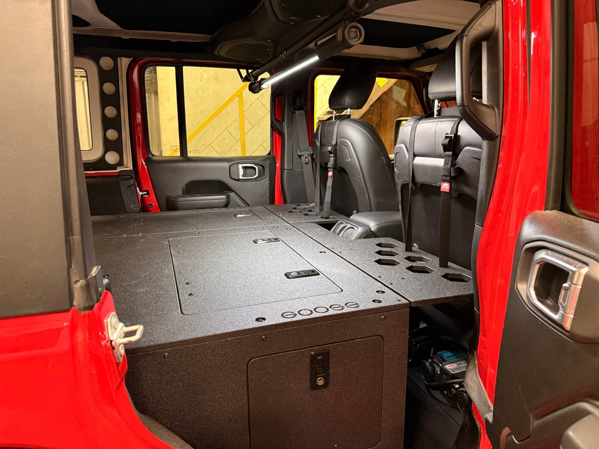 Jeep - Wrangler - 2024 - Present - JLU - 4 Door - Explore Series - Seat Delete Plate System - Second Row - Module Based - 10" Module - Spirit of 1876Goose Gear