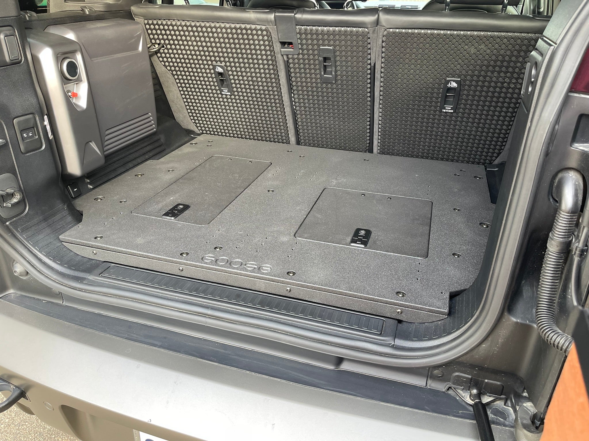 Land Rover Defender 2020 - Present L663 - Rear Plate System - Spirit of 1876 - Goose Gear