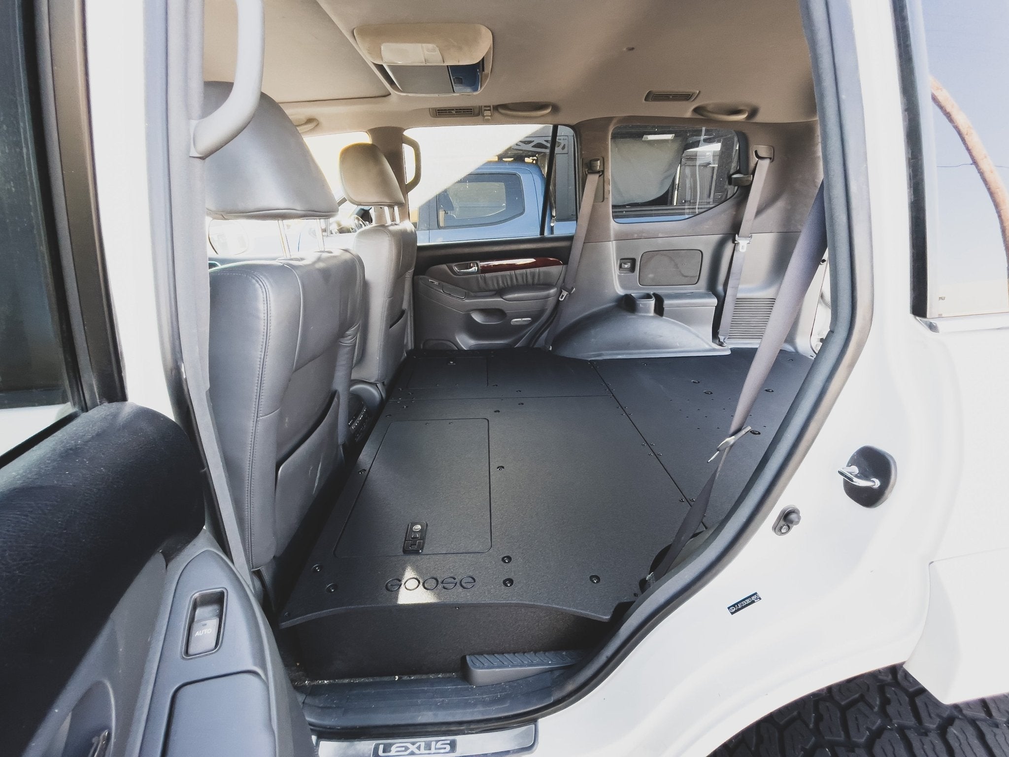 Lexus GX470 2002 - 2009 - Second Row Seat Delete Plate System - Spirit of 1876 - Goose Gear