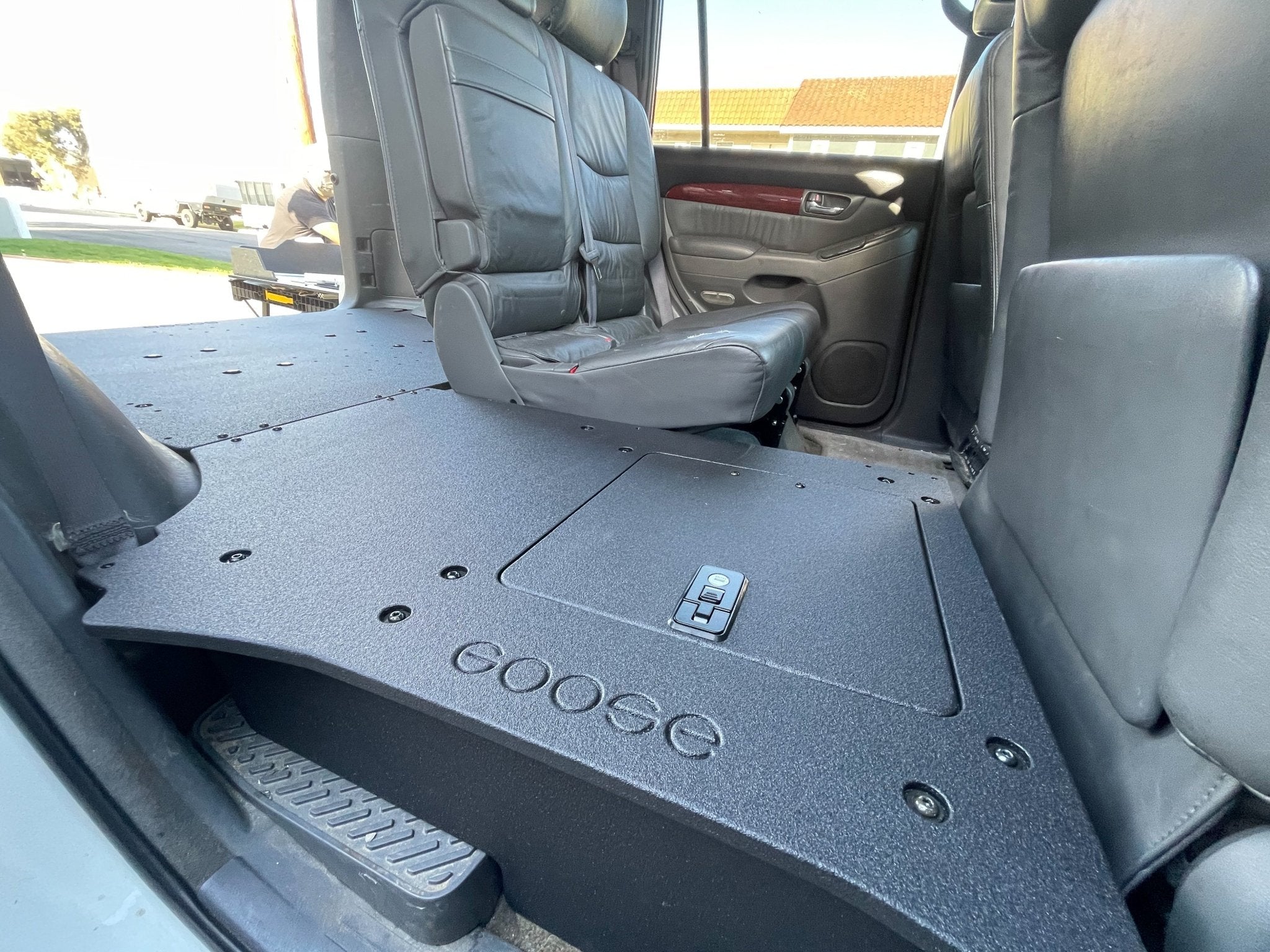 Lexus GX470 2002 - 2009 - Second Row Seat Delete Plate System - Spirit of 1876 - Goose Gear
