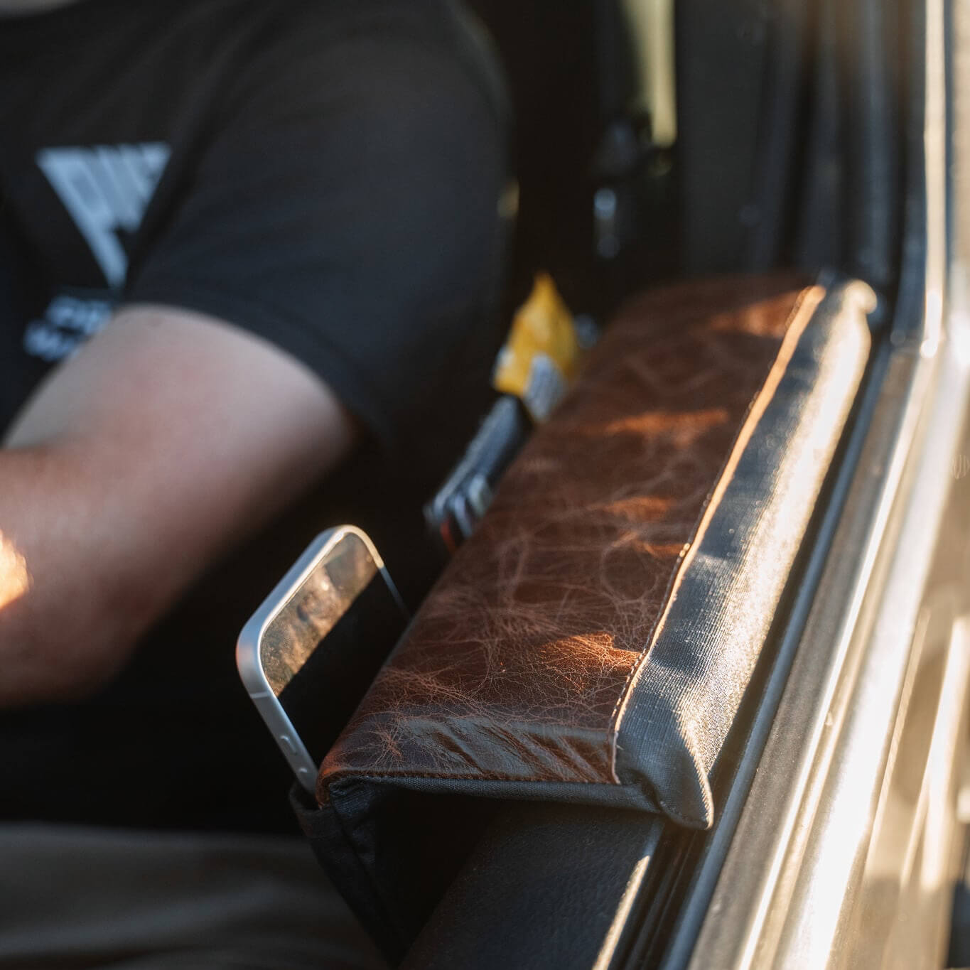 Primo Workz Universal Armrest Max - Spirit of 1876Primo Workz