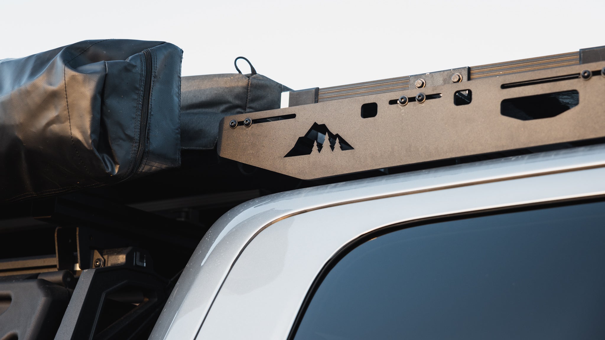 The Diablo (2019-2025 RAM 2500/3500/4500/5500 Roof Rack)