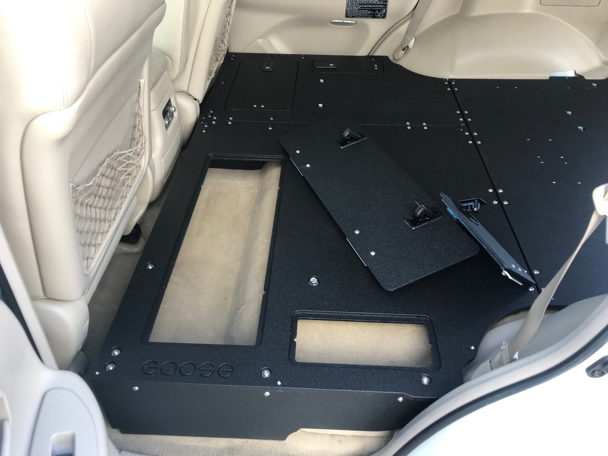 Stealth Sleep Package for Toyota Land Cruiser 1998 - 2007 100 Series - Spirit of 1876 - Goose Gear