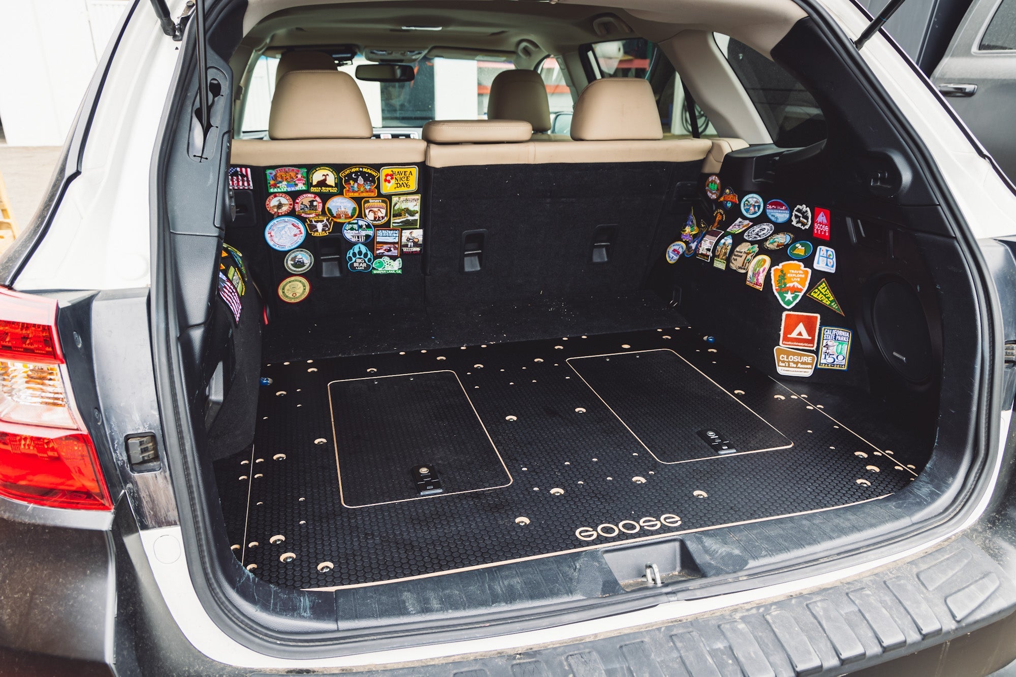 Subaru Outback 2015 - 2019 5th Gen. - Rear Plate System - Spirit of 1876 - Goose Gear
