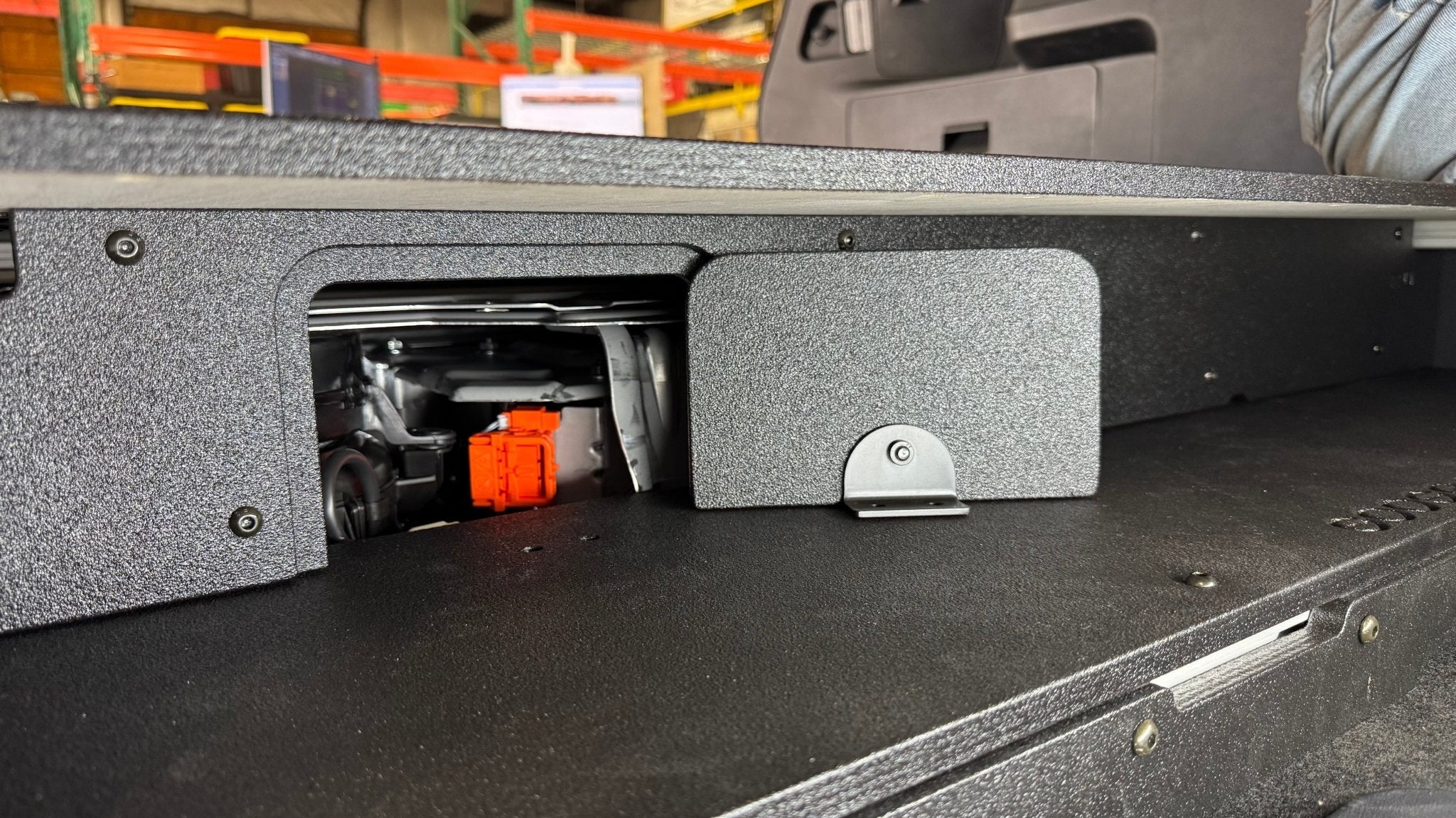 Toyota - 4Runner - 2025-Present - 6th Gen - Hybrid - Explore Series - Rear Plate System