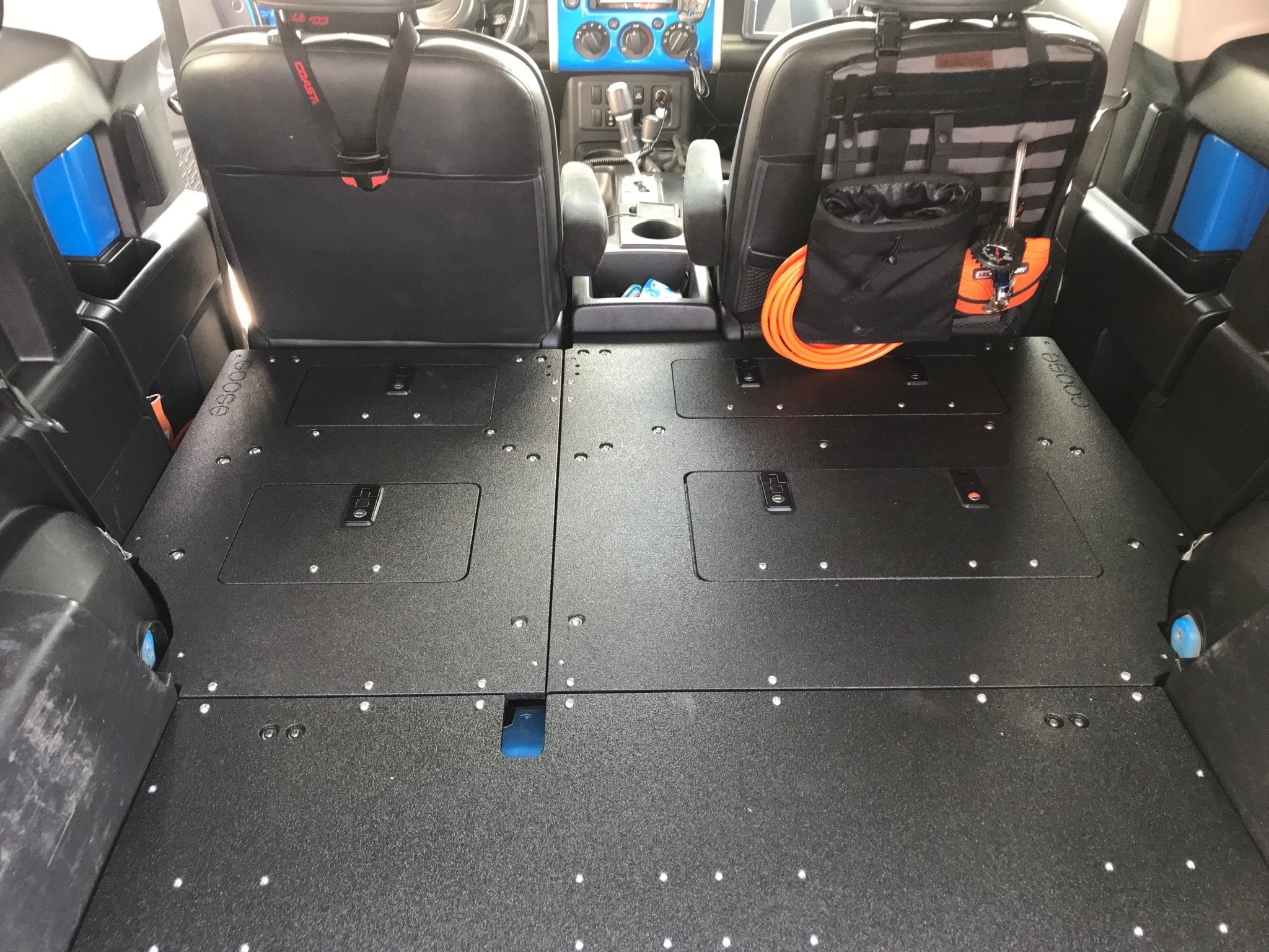 Toyota FJ Cruiser 2006 - 2014 - Second Row Seat Delete Plate System - Spirit of 1876 - Goose Gear