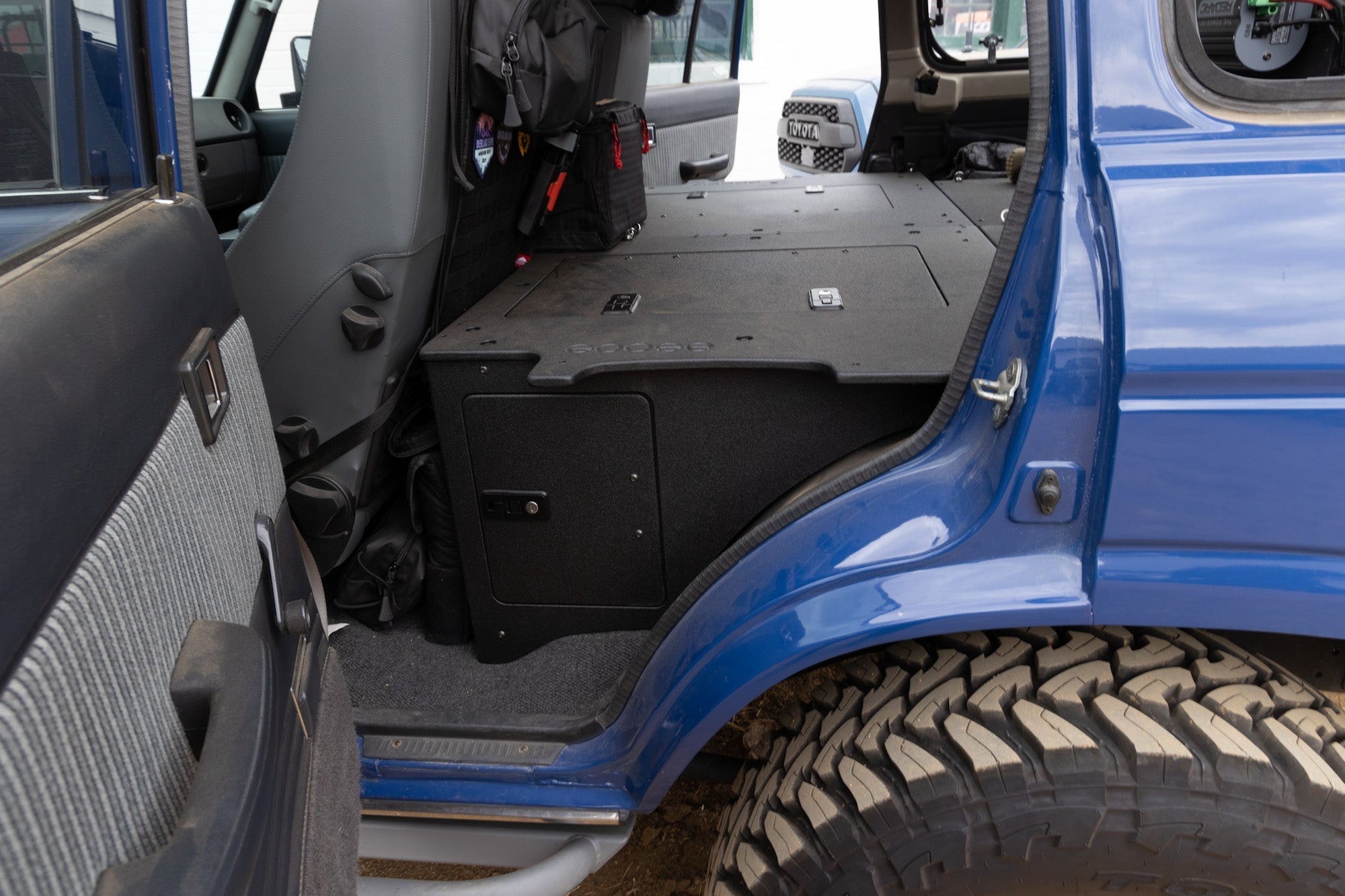 Toyota Land Cruiser 1980 - 1989 60 Series - Second Row Seat Delete Plate System - Module Height - Spirit of 1876 - Goose Gear
