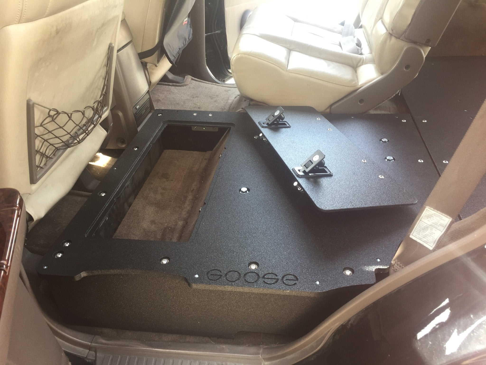 Toyota Land Cruiser 1991 - 1997 80 Series - Second Row Seat Delete Plate System - Spirit of 1876 - Goose Gear