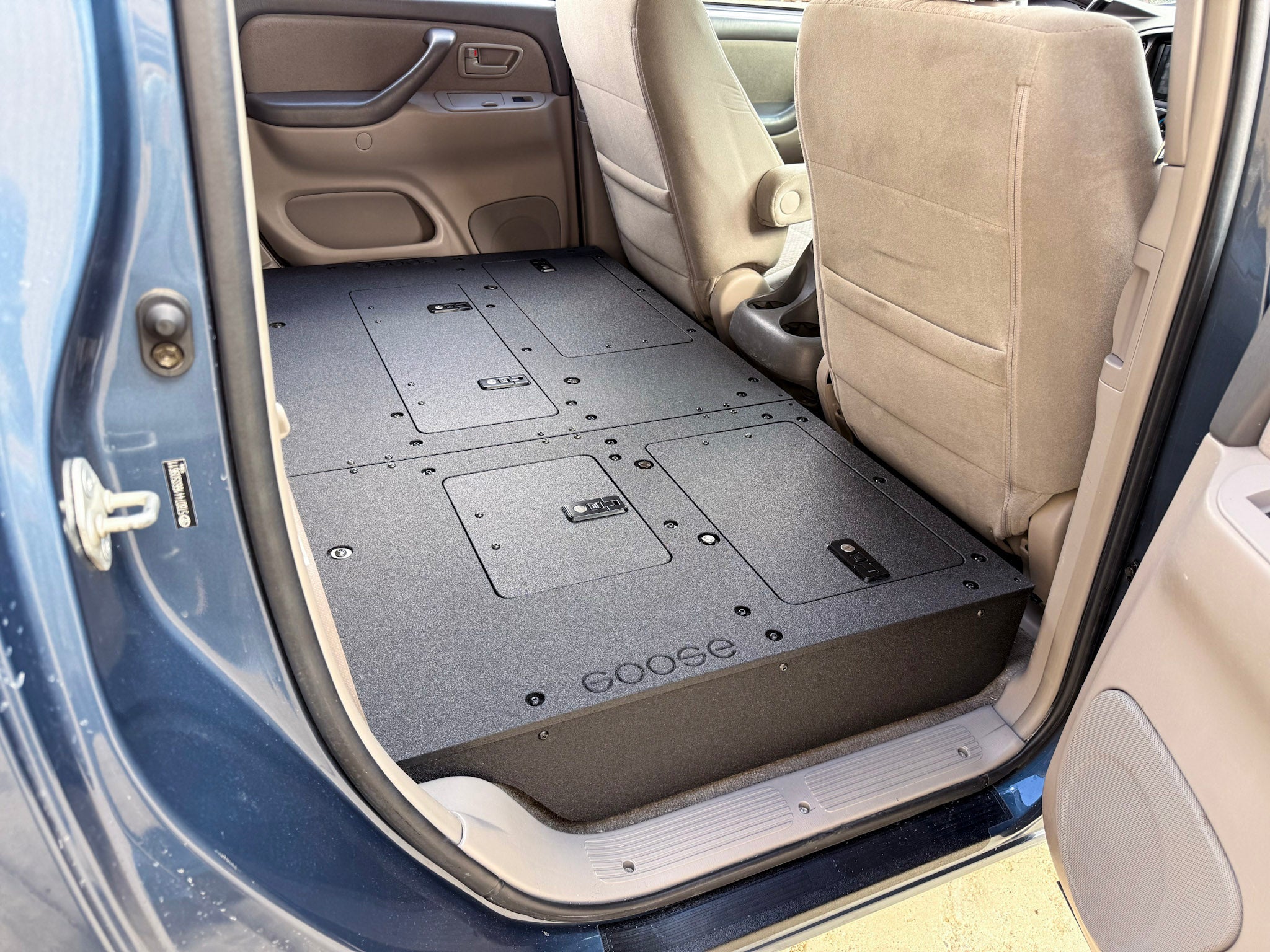 Toyota Tundra - 2000 - 2006 1st Gen - Double Cab - Second Row Seat Delete Plate System - Spirit of 1876Goose Gear