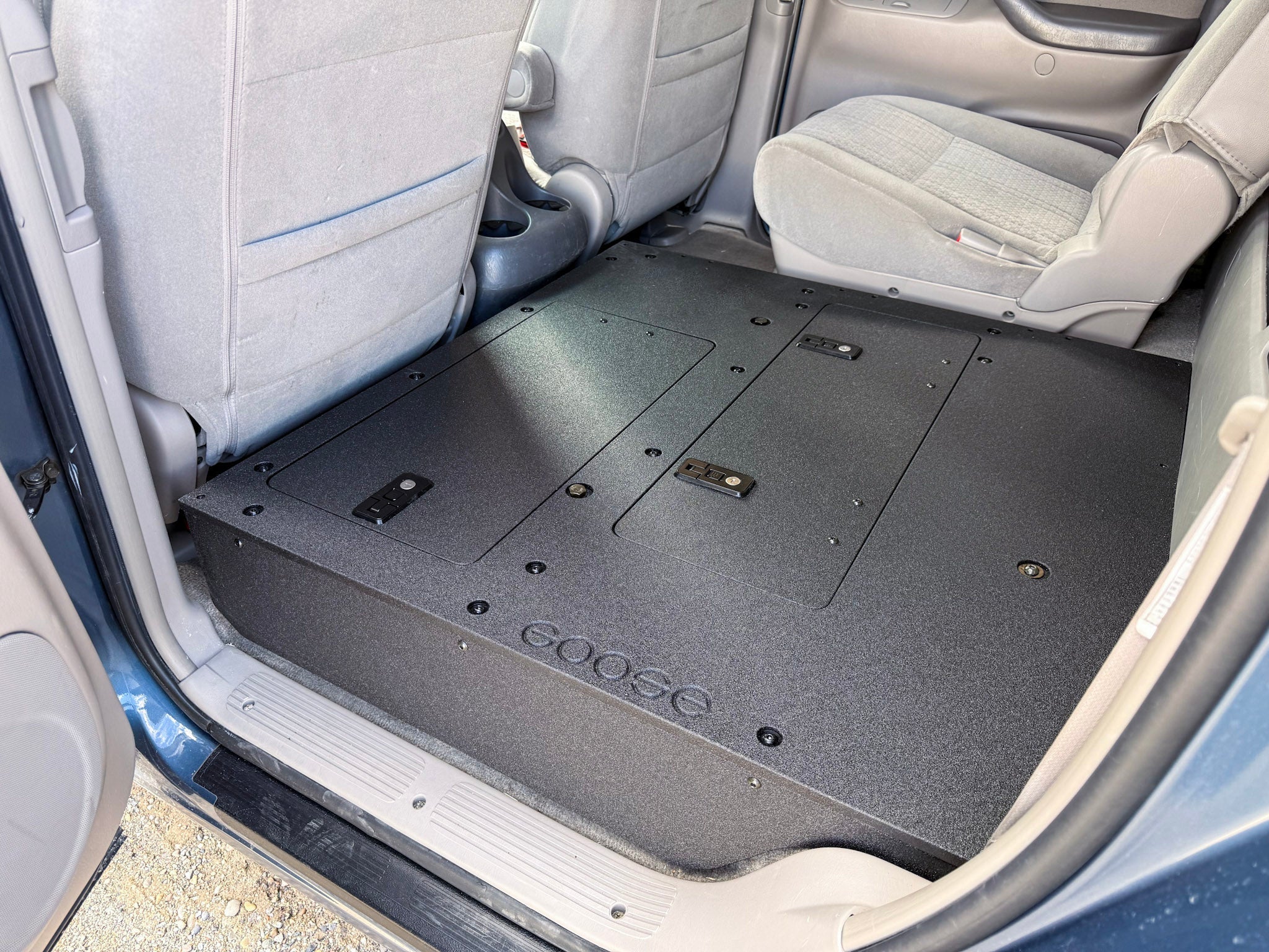 Toyota Tundra - 2000 - 2006 1st Gen - Double Cab - Second Row Seat Delete Plate System - Spirit of 1876Goose Gear