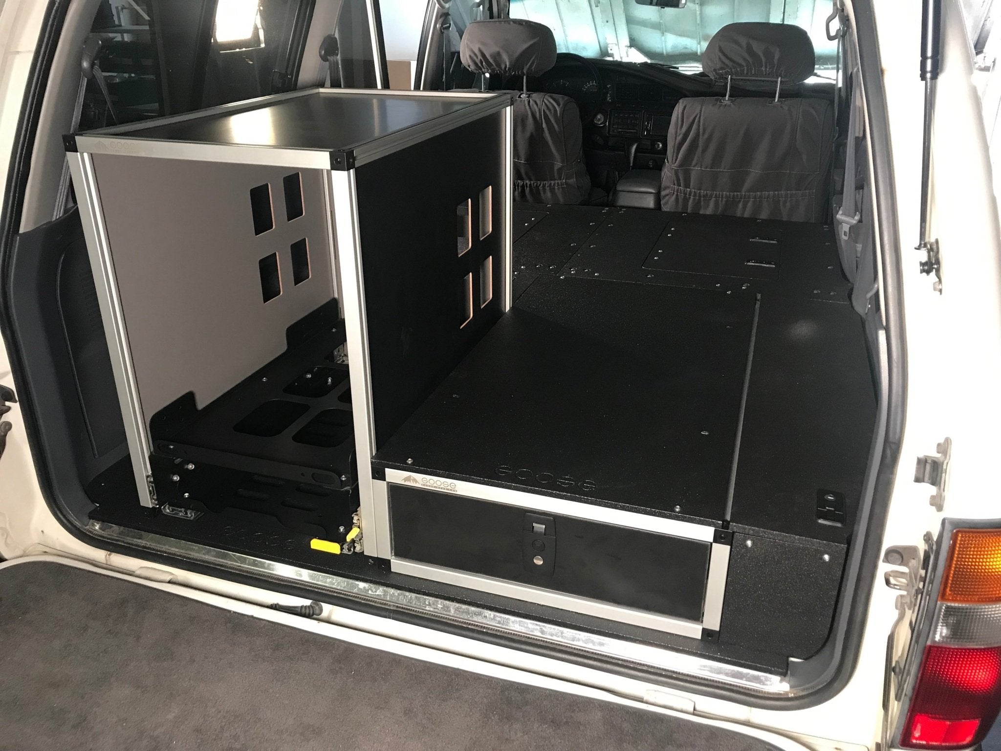Ultimate Chef and Sleeping Package for Toyota Land Cruiser 1991 - 1997 80 Series - Spirit of 1876 - Goose Gear