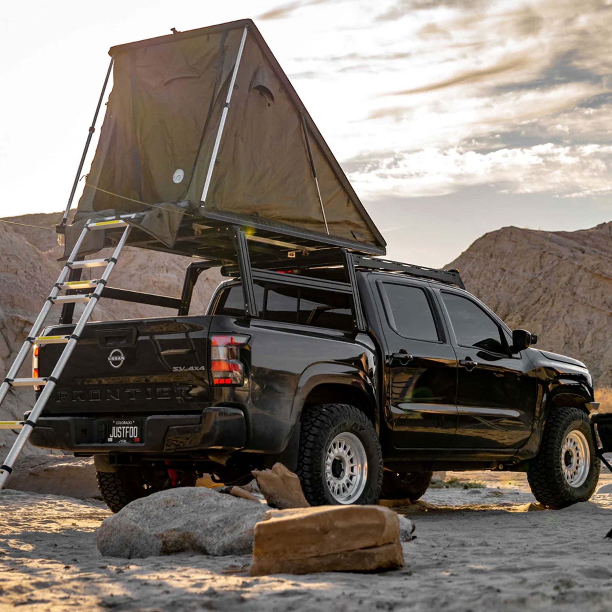 XTR1 Bed Rack for Retrax XR Cover - Nissan Frontier - Spirit of 1876 - Xtrusion Overland