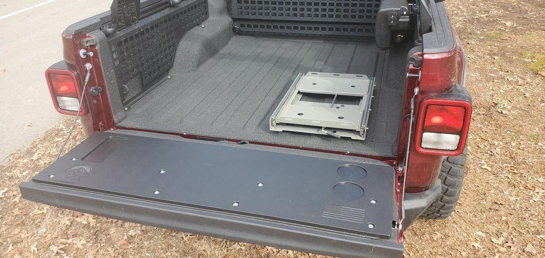 MOUNTAIN HATCH JEEP GLADIATOR (2019-2022) CUSTOM ORDER