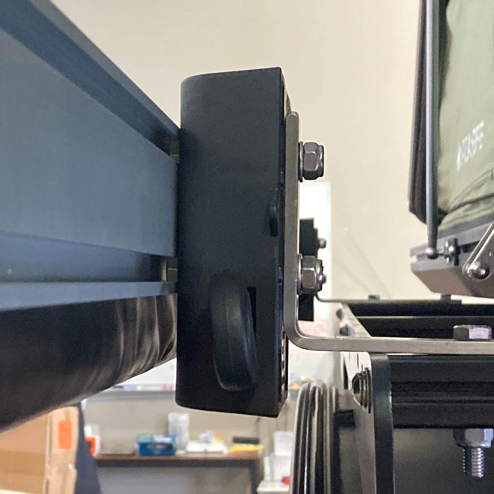 Racks Brax Awning Quick Release
