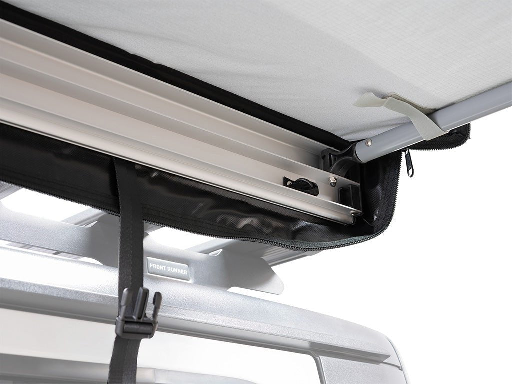 Front Runner-Easy-Out Awning / 2.5M / Black - Spirit of 1876