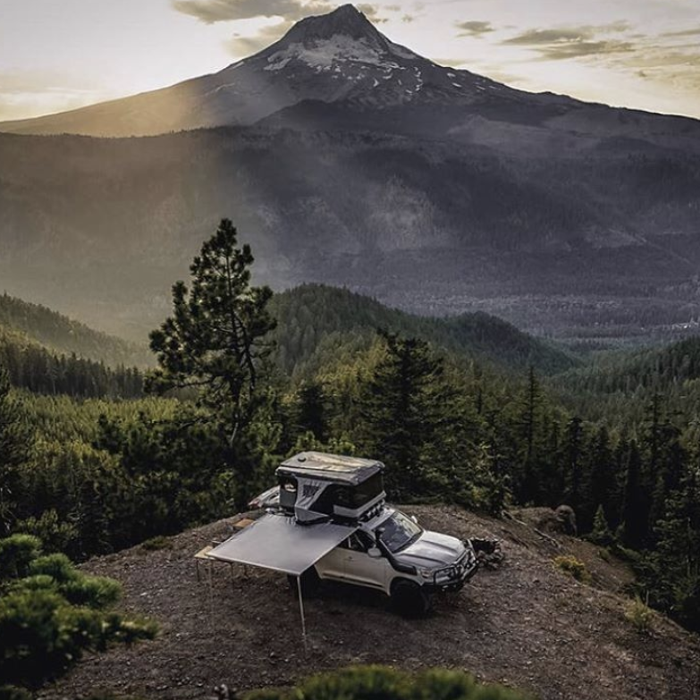 Off Grid Overlanding? We gathered our list of our favorite products.