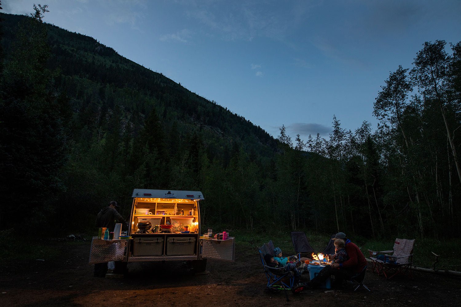 OUR GUIDE TO POOPING WHILE CAMPING - Spirit of 1876