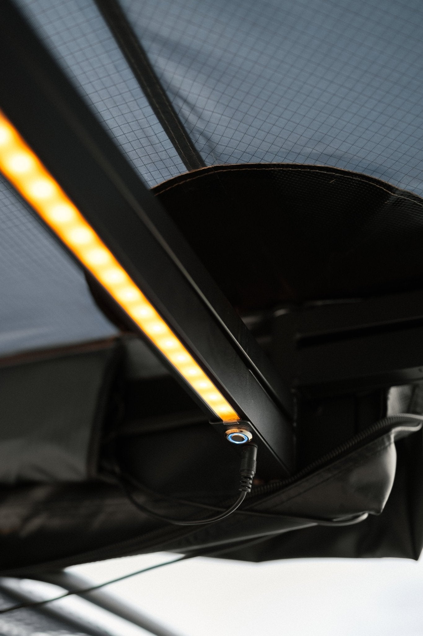 Taruca Rogue 180 Awning - Spirit of 1876