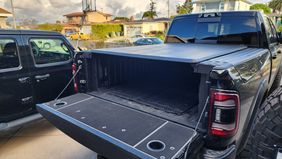 RAM Tailgate Covers (98-Current) - Spirit of 1876 - BillieBars