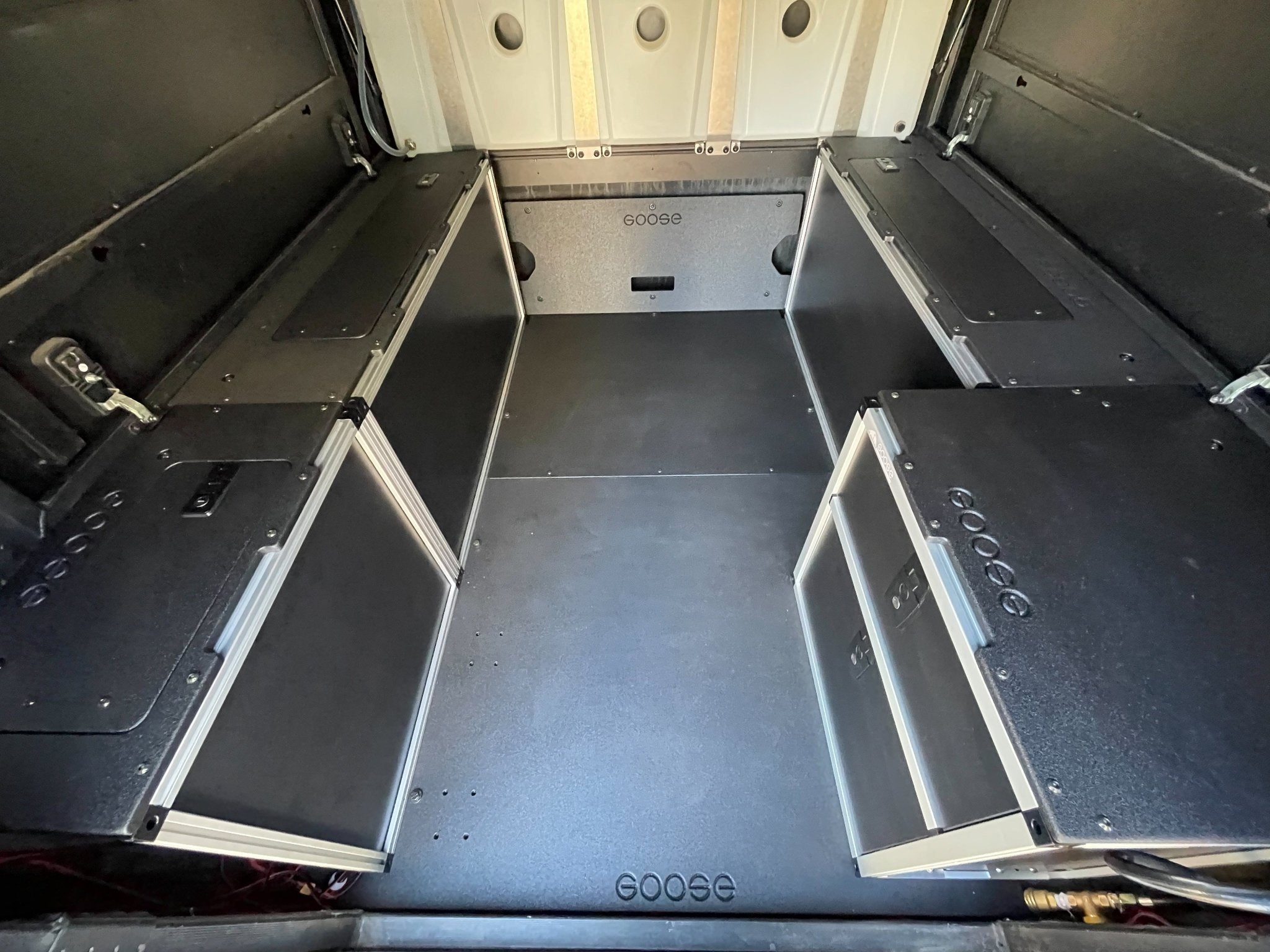 Alu - Cab Canopy Camper V2 - Toyota Tacoma 2005 - 2023 2nd & 3rd Gen. - Front Utility Module - 6' Bed - Spirit of 1876 - Goose Gear
