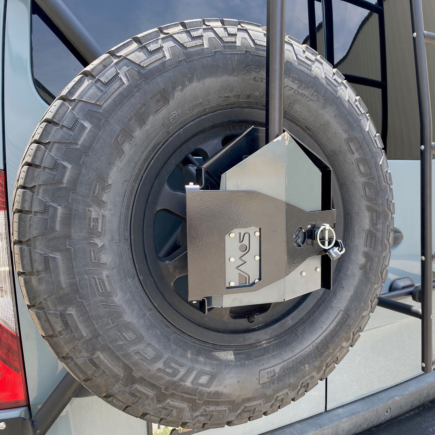 DMOS Delta Shovel Mount - Spirit of 1876DMOS | Dealer Program