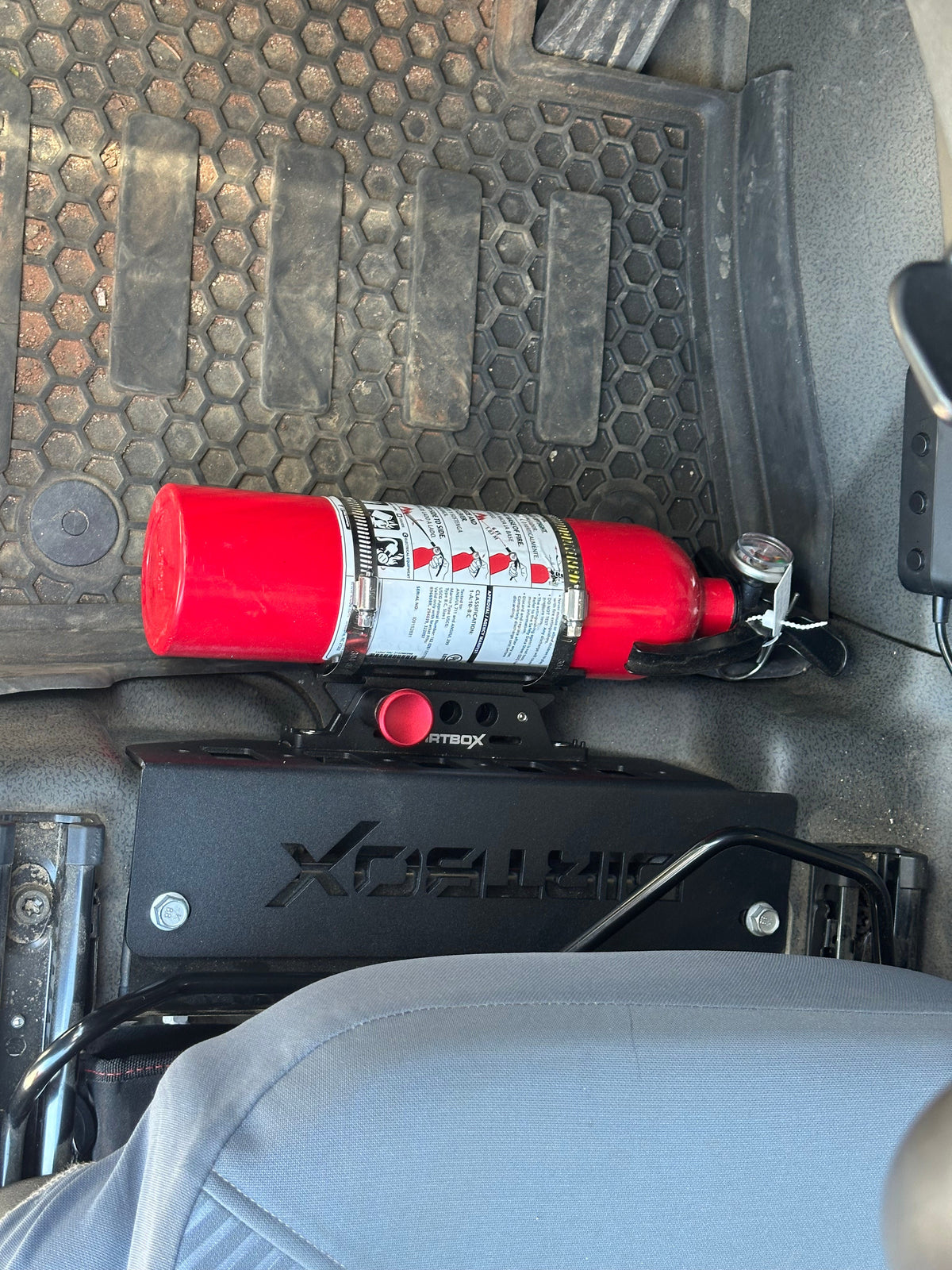 INEOS Grenadier & Quartermaster Under-Seat Quick-Release Fire Extinguisher Mount