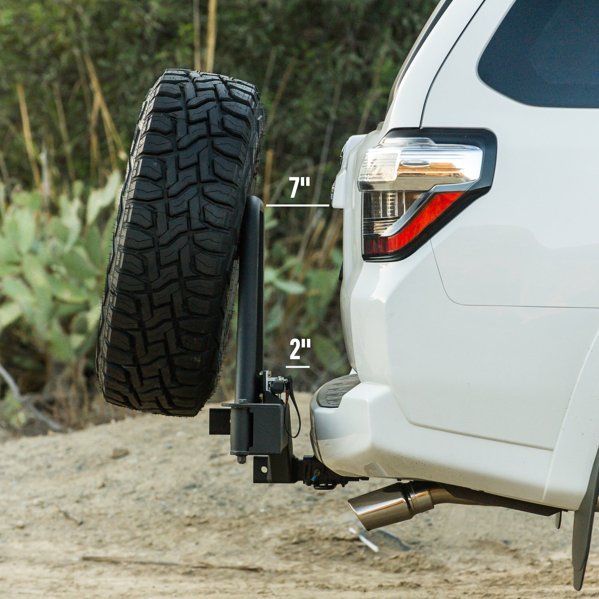 *Refurbished* UltraSwing™ 4th/5th Gen 4Runner Spare Tire Hitch Mount