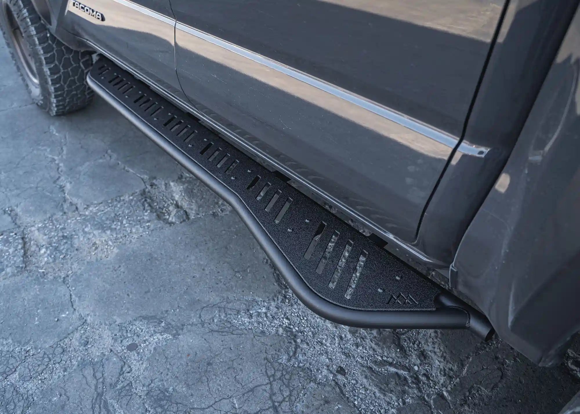 Toyota Tacoma Rock Sliders 4th Gen (2024 - 2026) - Spirit of 1876Backwoods Adventure Mods