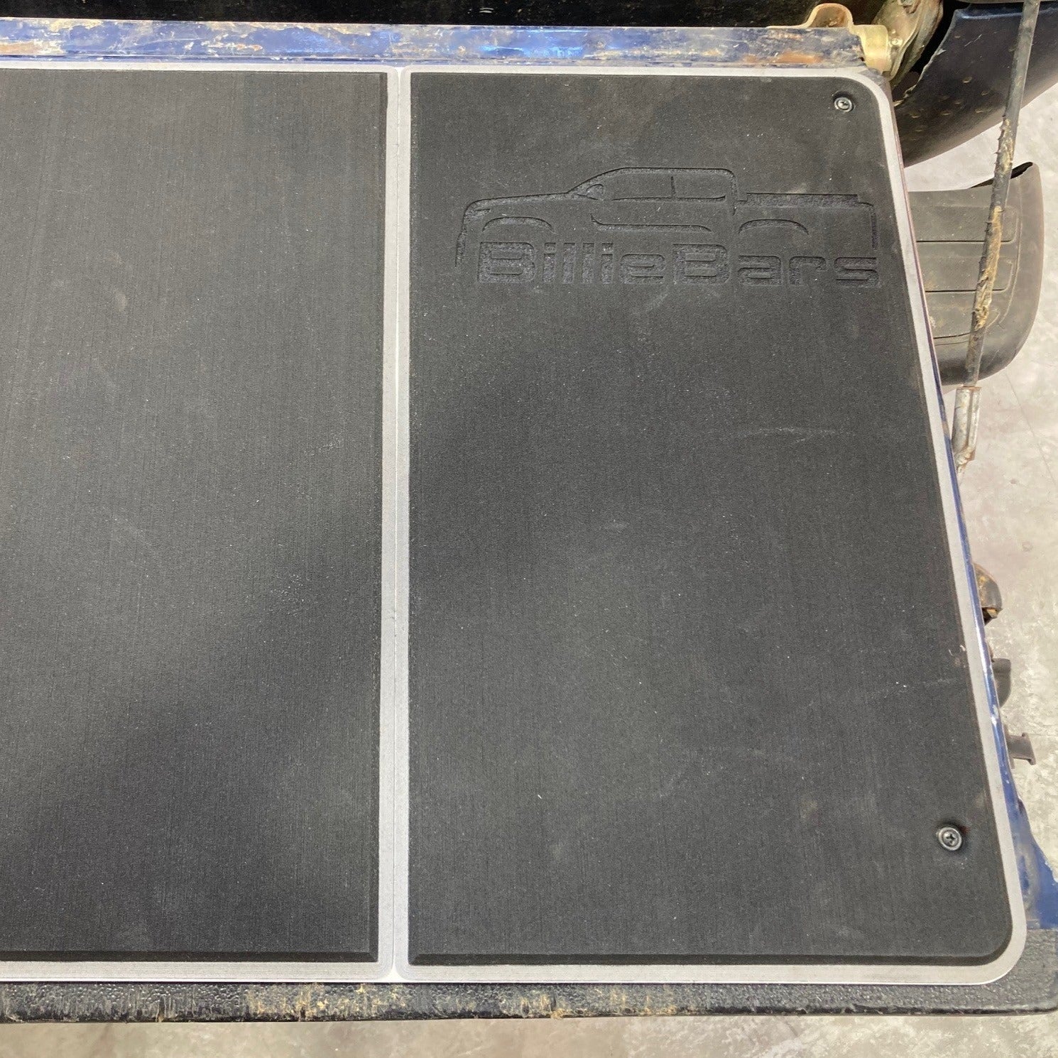 BillieBars -Silverado/Sierra 1500, 2500, 3500 Tailgate Cover (1988-2006)