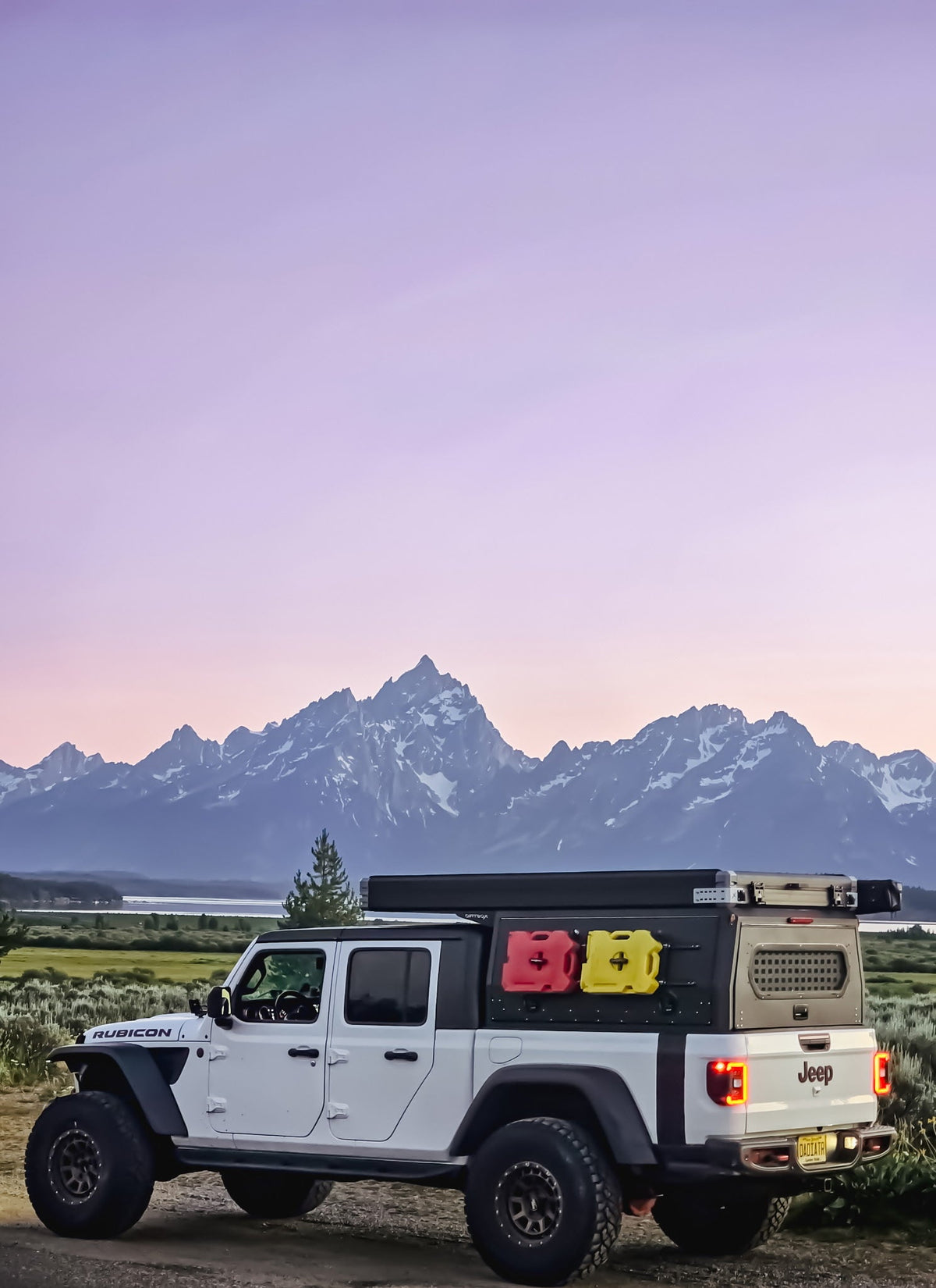 Dirtbox Canopy Camper – Modular Truck Camper Shell / Topper for Mid-Size & Full-Size Trucks (Tacoma, Rivian, Tundra, F-150, Quatermaster, Gladiator, Ram, Silverado)