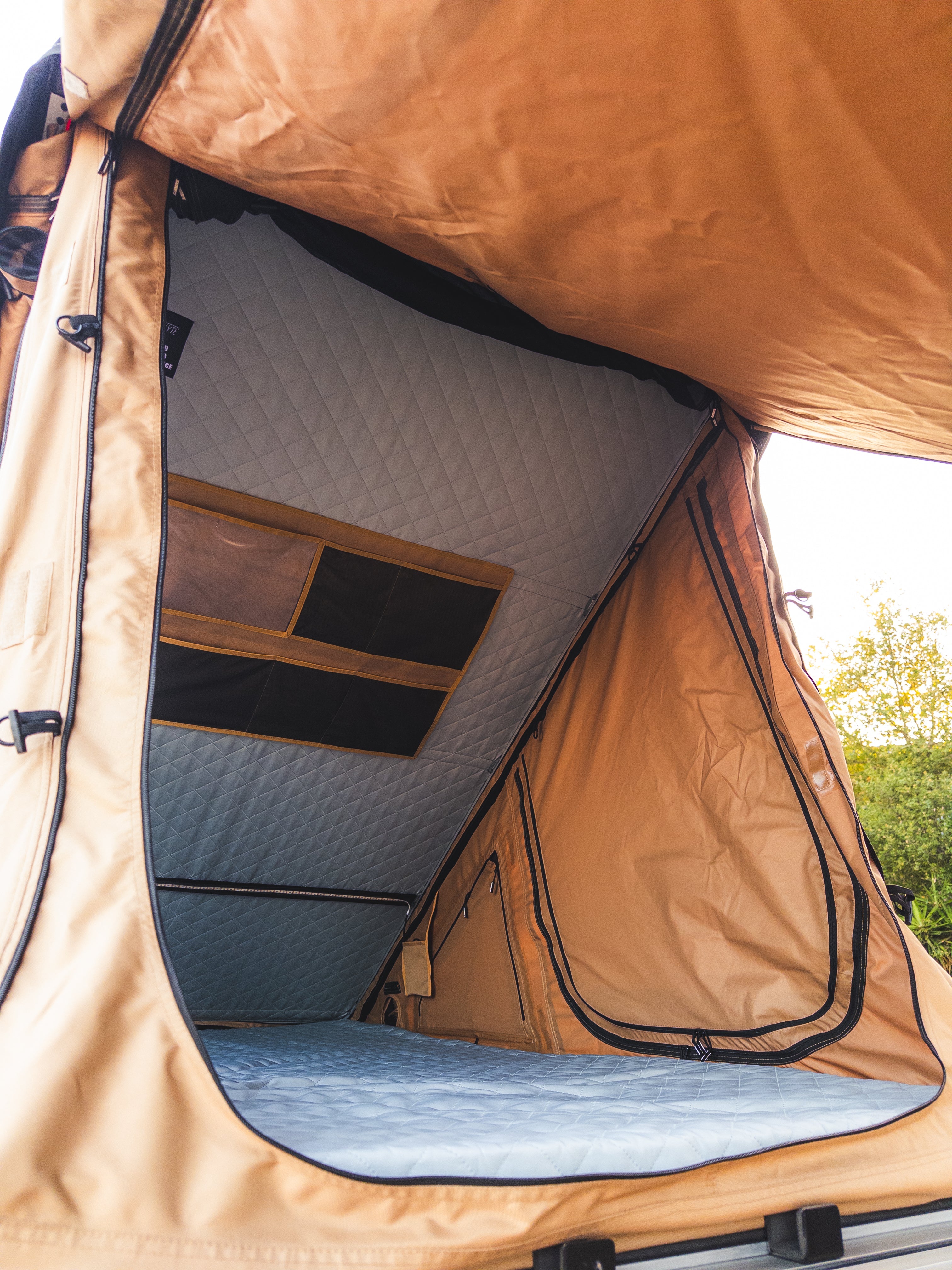 SKYFLOAT 1 Person Rooftop Tent