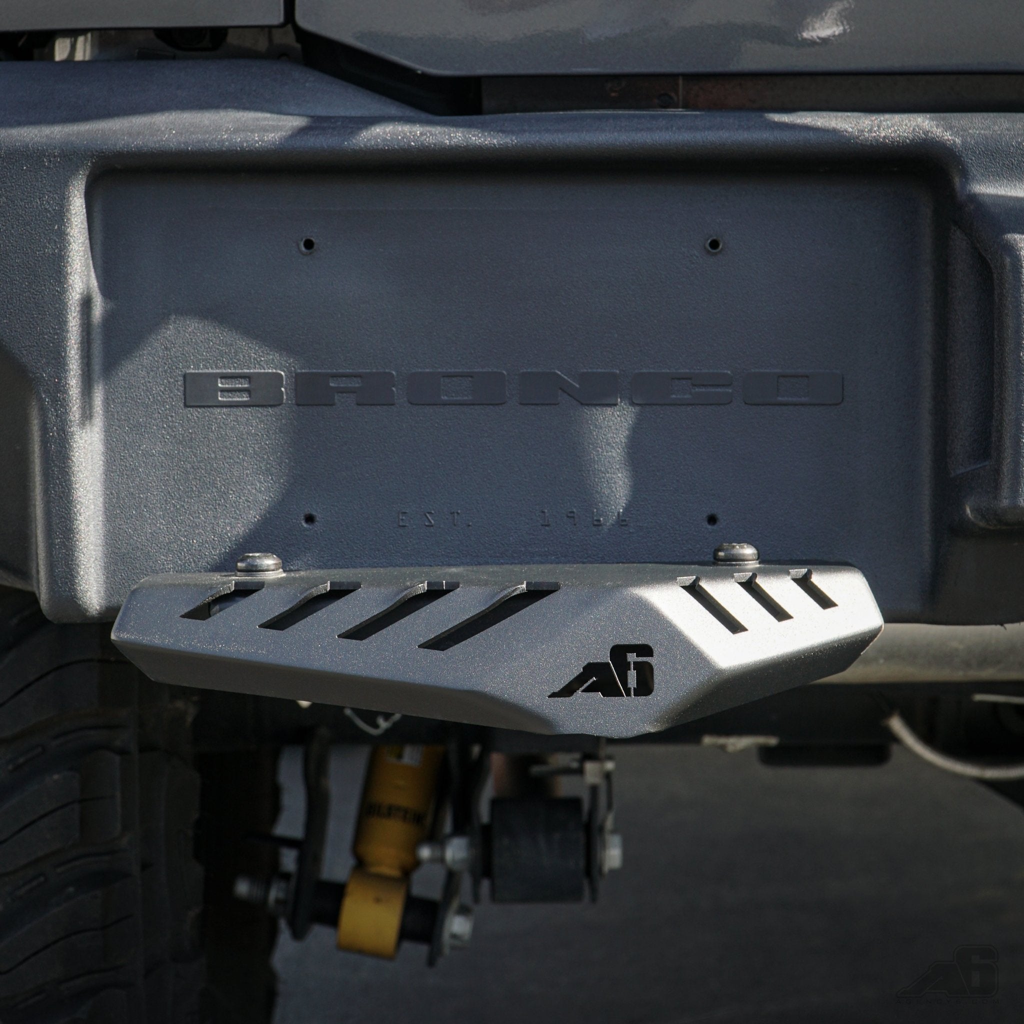 Ford Bronco Rear Step Set - Spirit of 1876 - Agency6.com