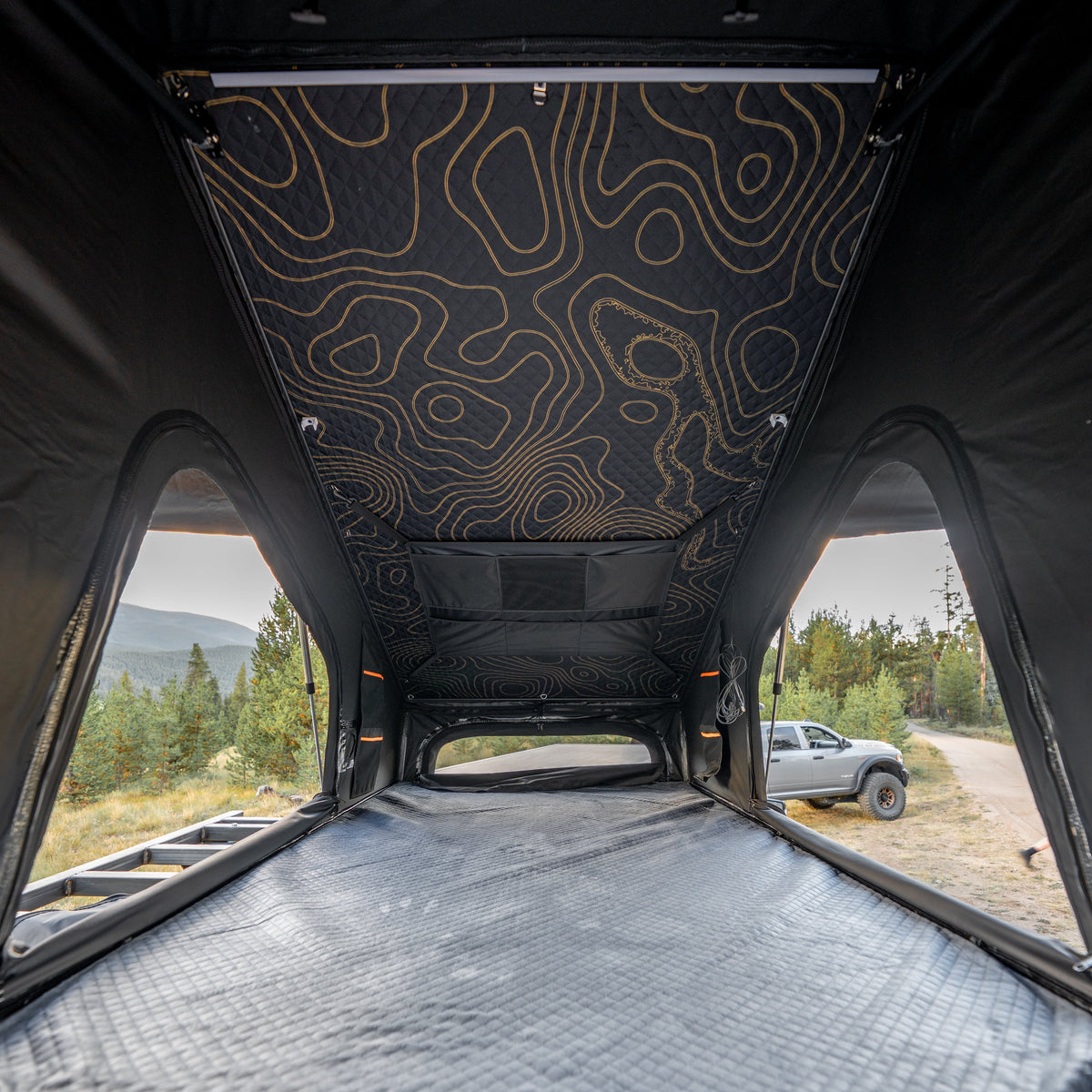 The ÖVRLNDR 2P (Black) & FREE RTT Awning