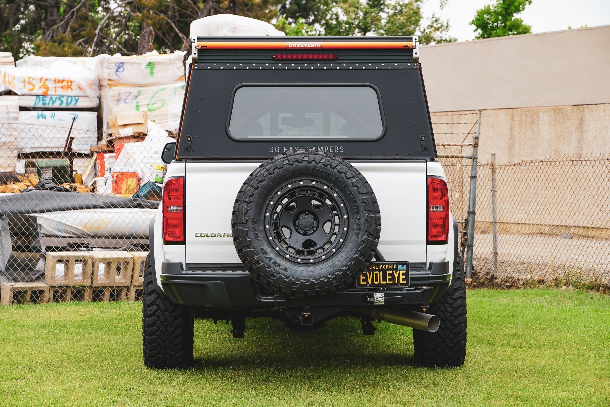 UltraSwing™ Multi-Fit Spare Tire Hitch Mount | RiGd Supply - Spirit of 1876 - RIGd Supply