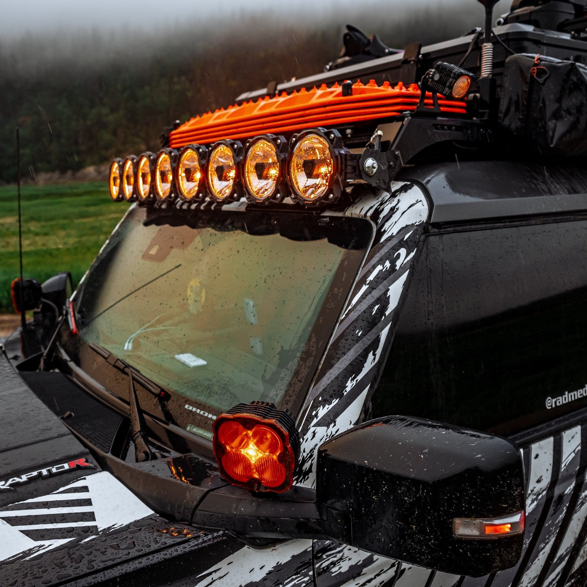 KC light bar mount - Spirit of 1876 - TrailRax