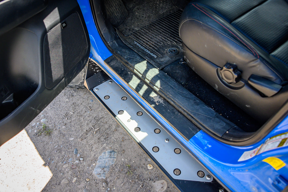 Toyota Tacoma Side Steps | 2016-2022