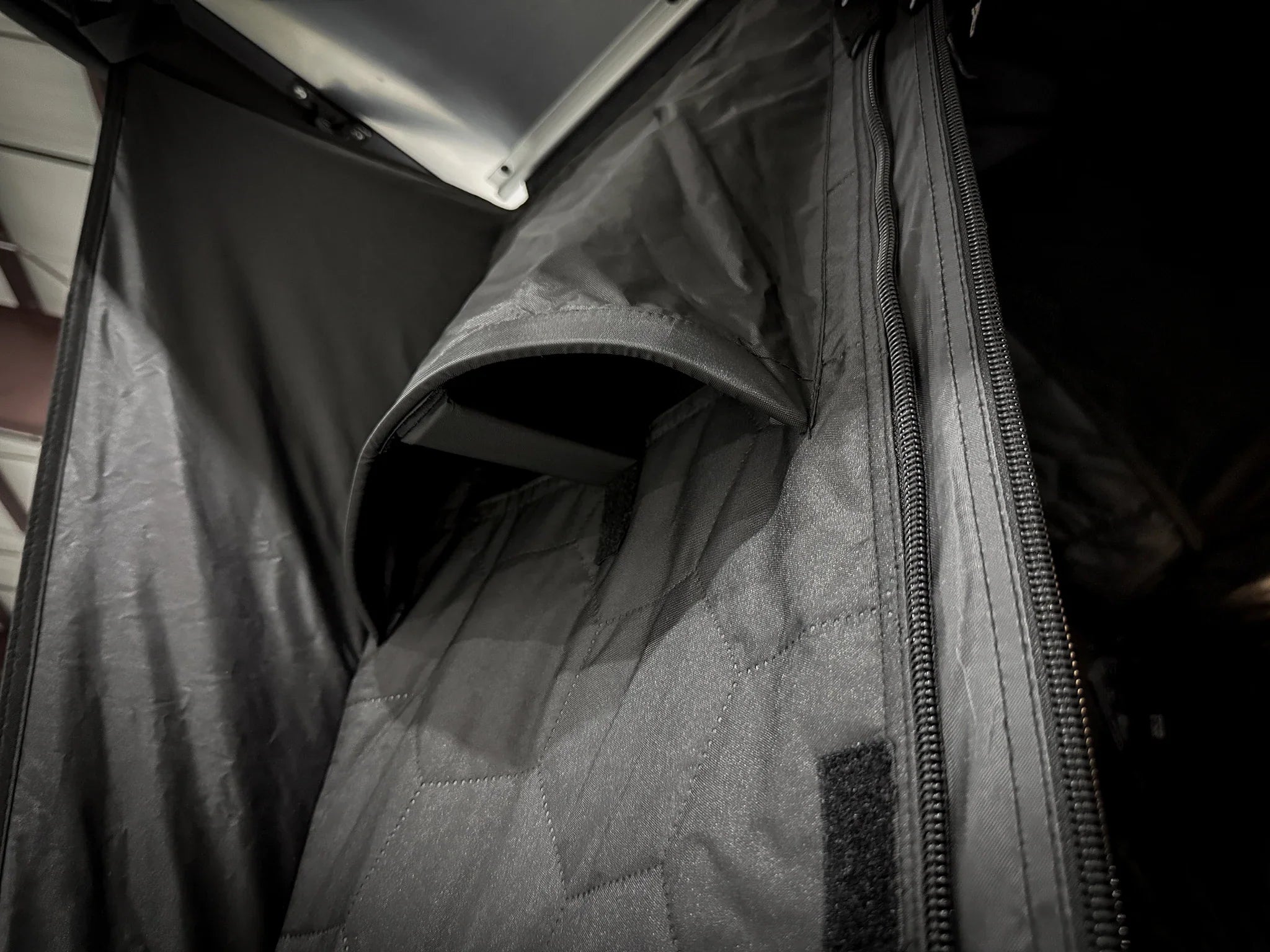 Evolution XL - Rooftop Tent - Spirit of 1876 - Freespirit Recreation