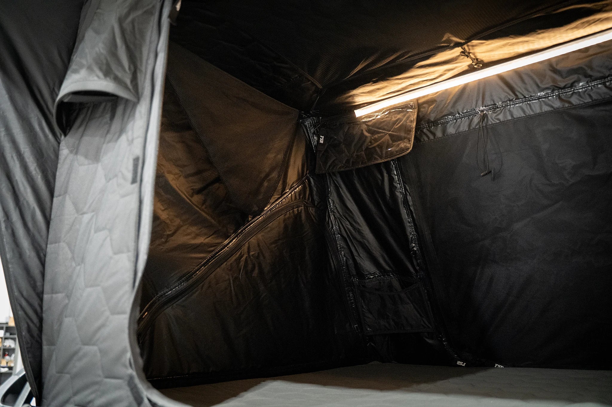 Evolution XL - Rooftop Tent - Spirit of 1876 - Freespirit Recreation