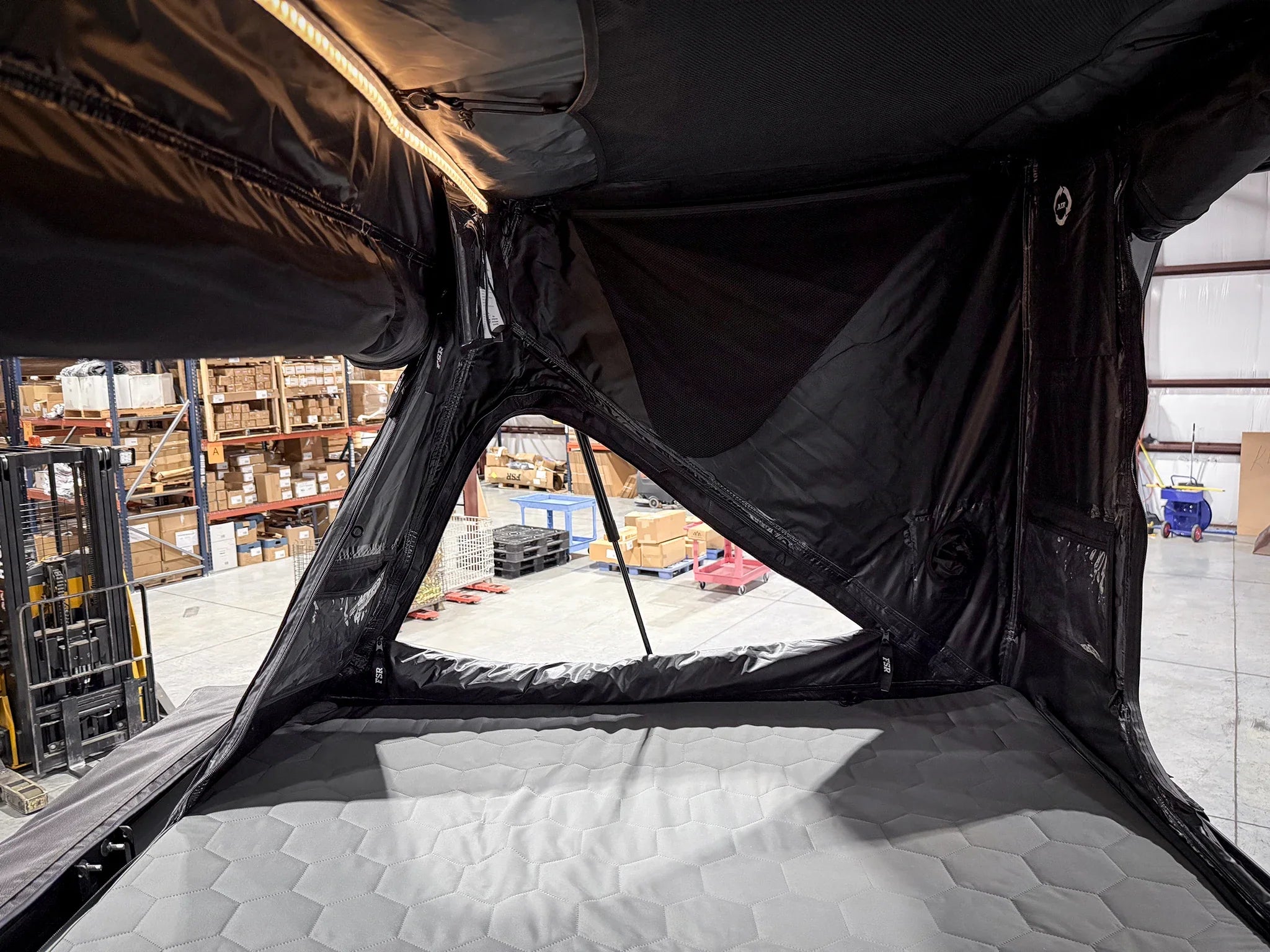 Evolution XL - Rooftop Tent - Spirit of 1876 - Freespirit Recreation