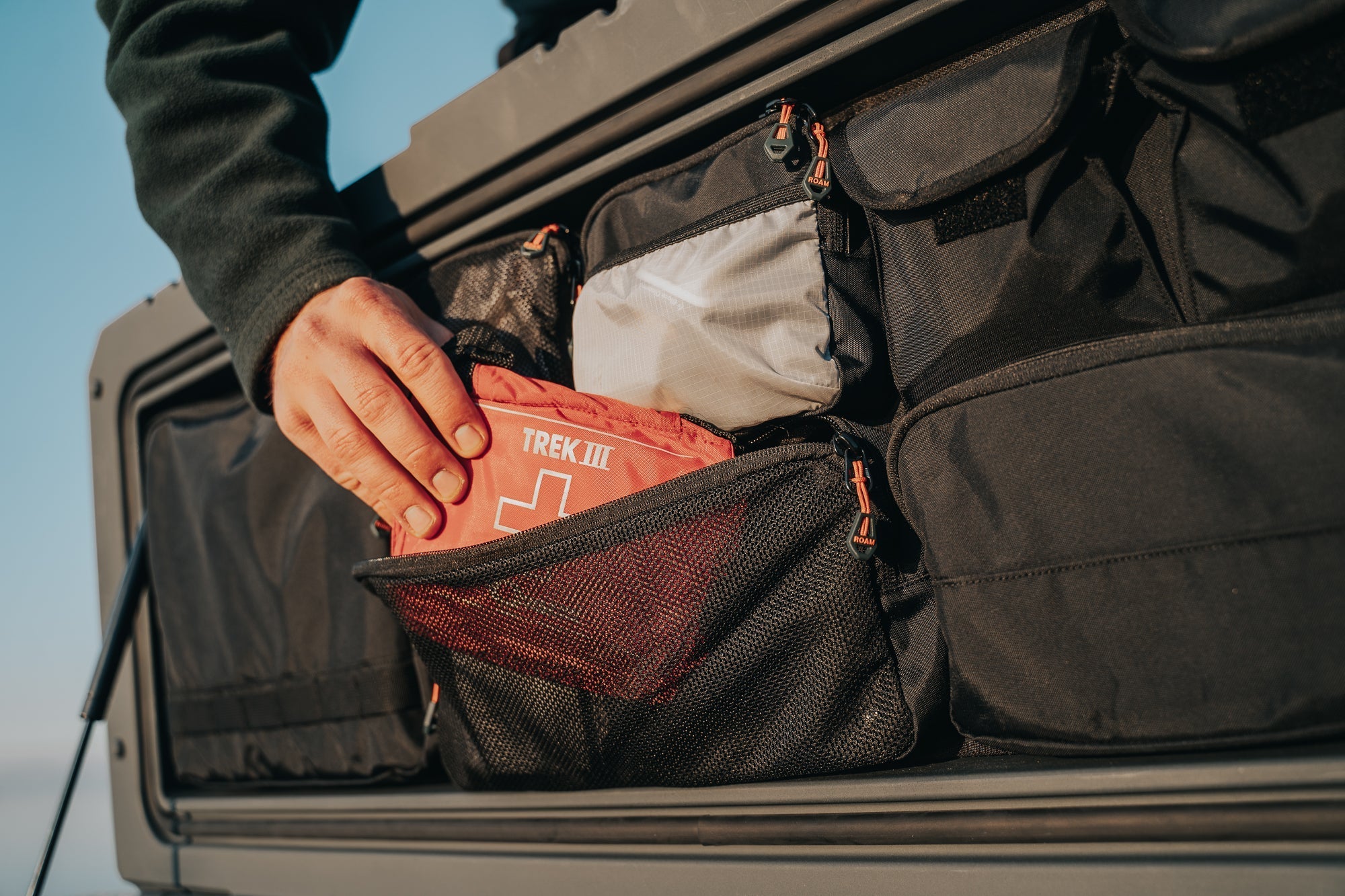 95L Lid Organizer - Spirit of 1876 - ROAM Dealer Portal